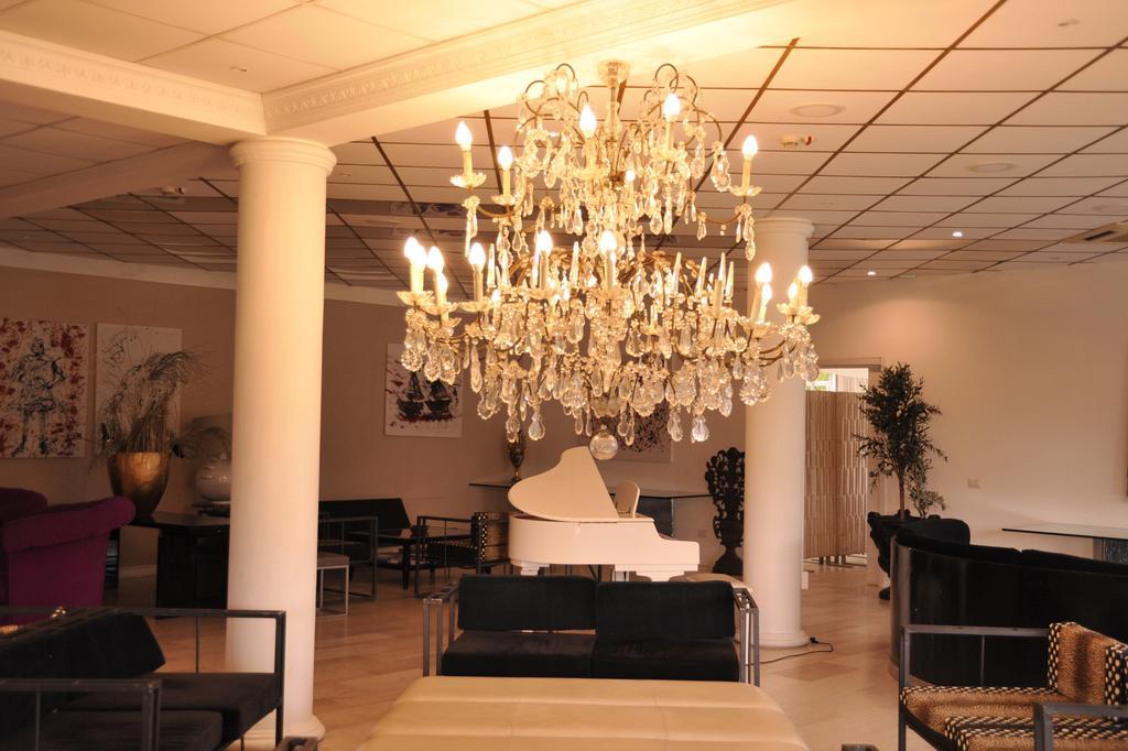 Domizia Palace Hotel Бая Домиция Екстериор снимка